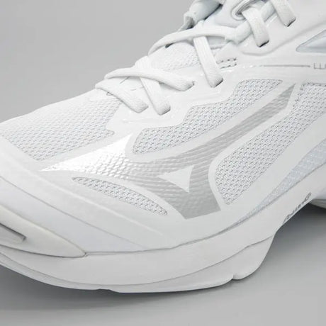 Mizuno Women's Wave Lightning Z6 Volleyball Shoe Mizuno